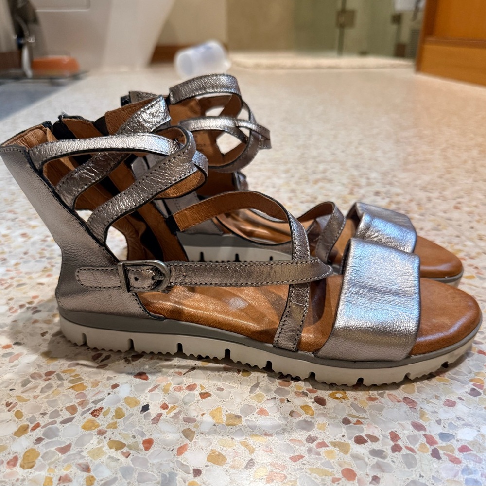 Miz Mooz Metallic Silver Strappy Sandals - Picture 2 of 4